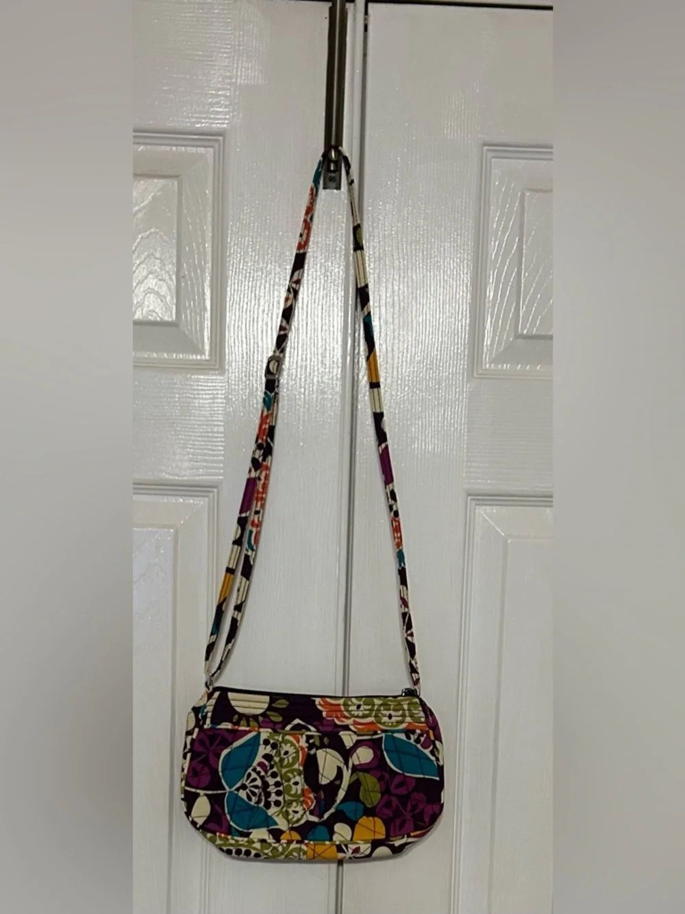 RETIRED PLUM CRAZY
Vera Bradley Cross body purse